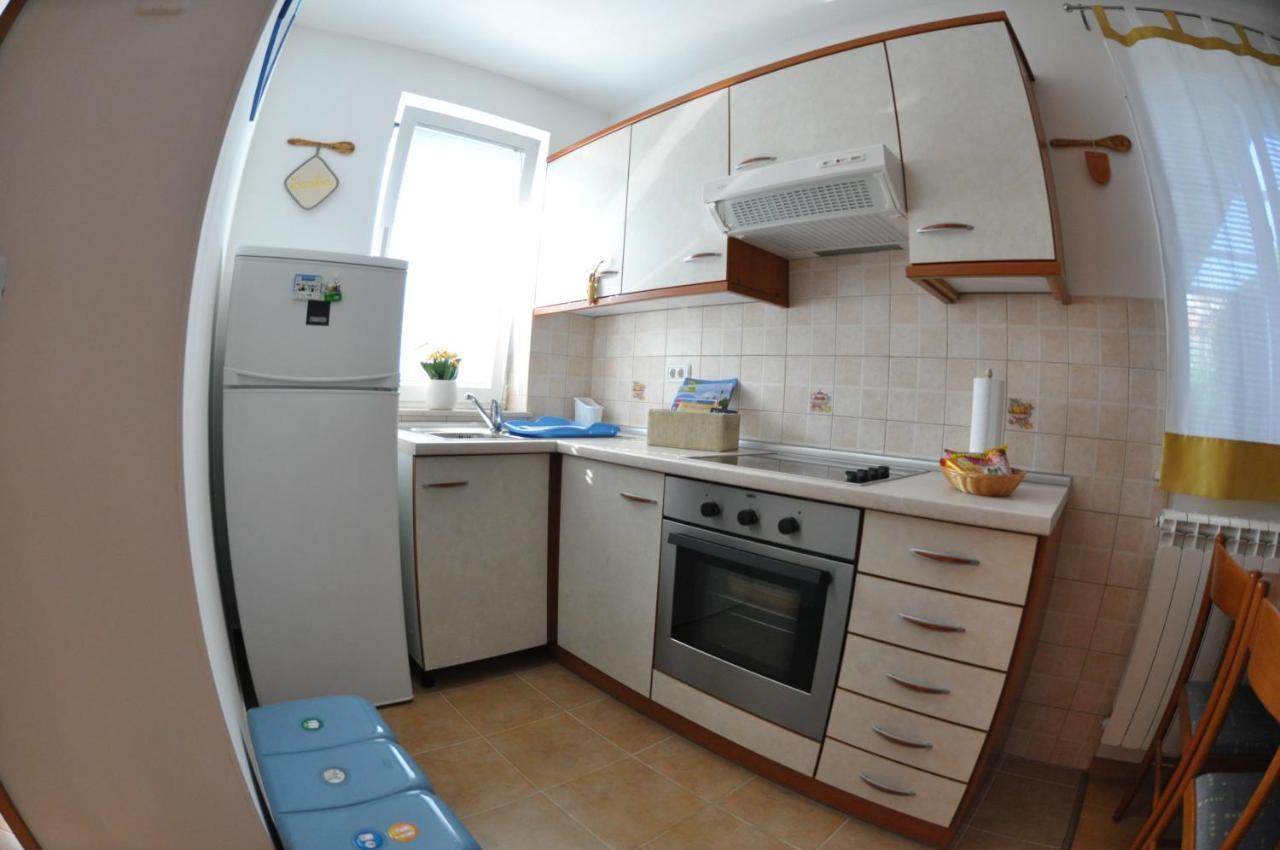 Apartma Brnistra Ginestra Koper Bagian luar foto