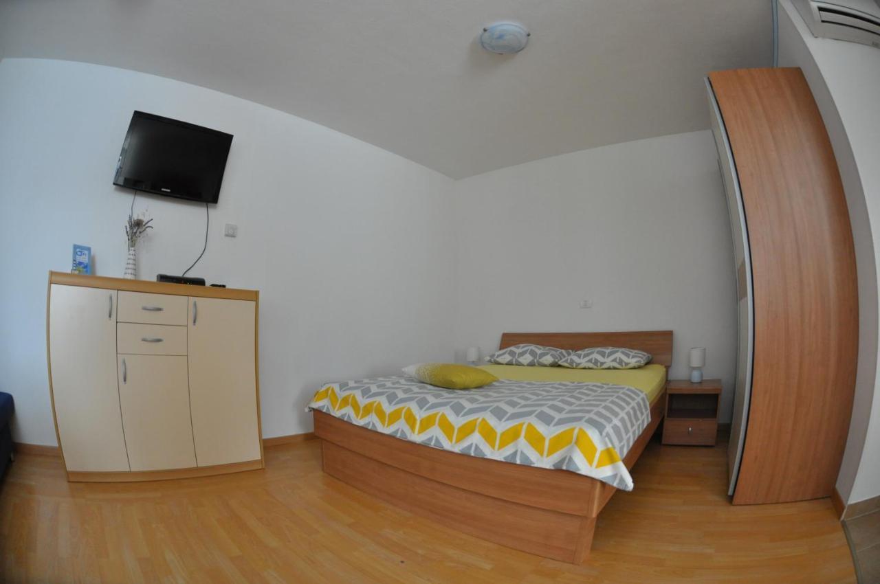 Apartma Brnistra Ginestra Koper Bagian luar foto