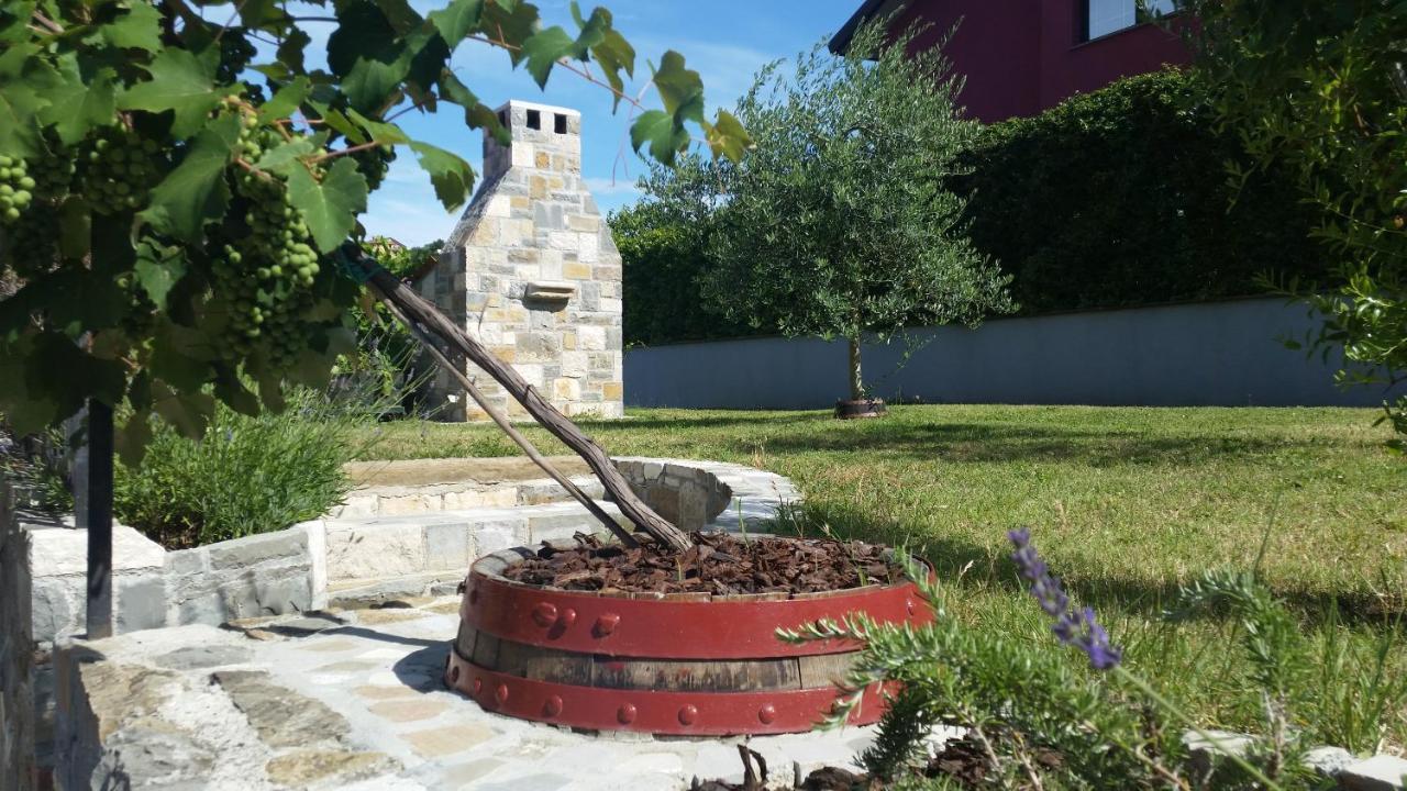 Apartma Brnistra Ginestra Koper Bagian luar foto